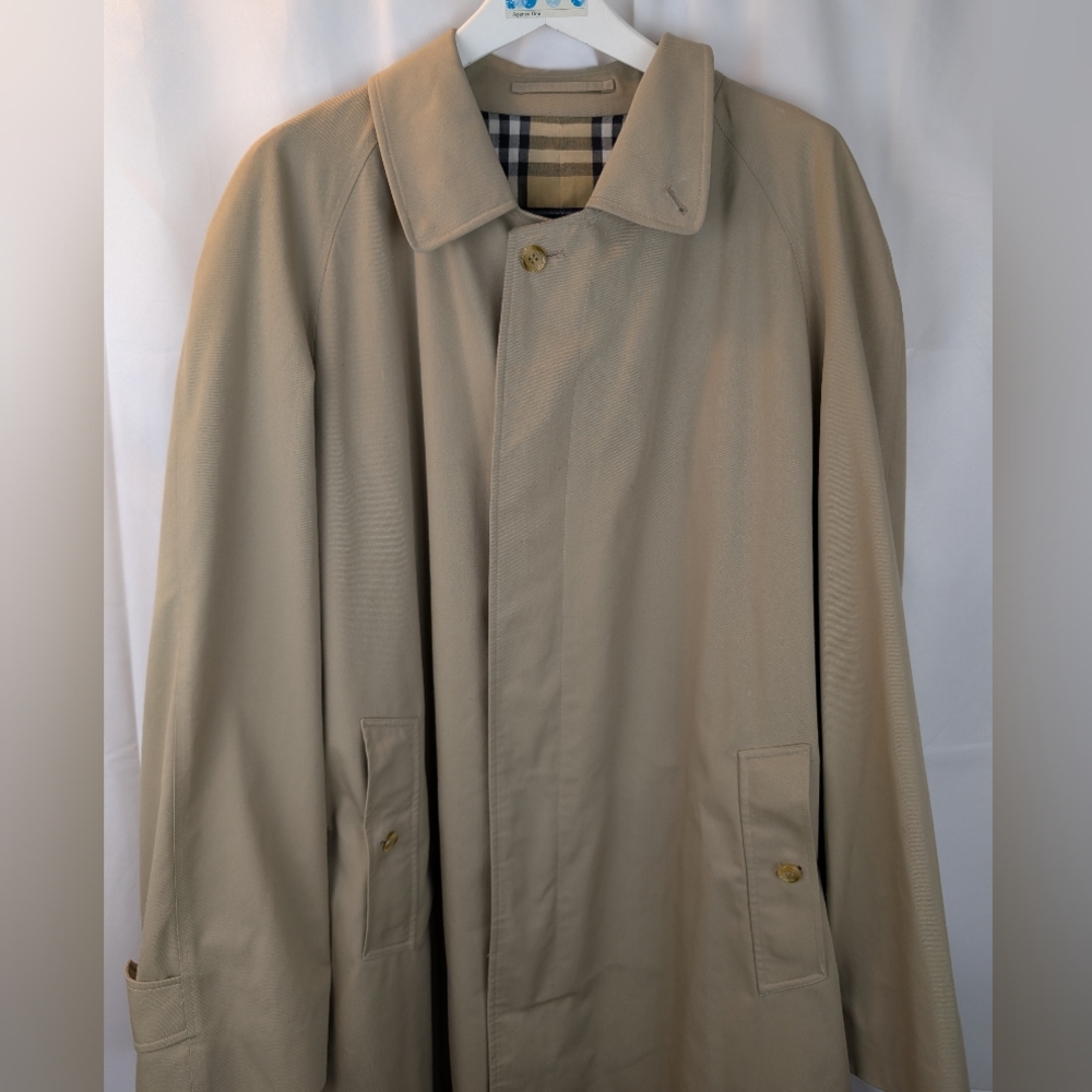 Burberry Vintage Classic Tan Men's Trench Coat Size 52 Long In VGUC - Picture 2 of 13